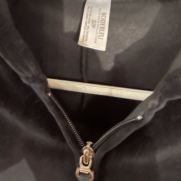 Vintage Black Velour Sweatsuit by BodyBleu - Picture 2 of 3